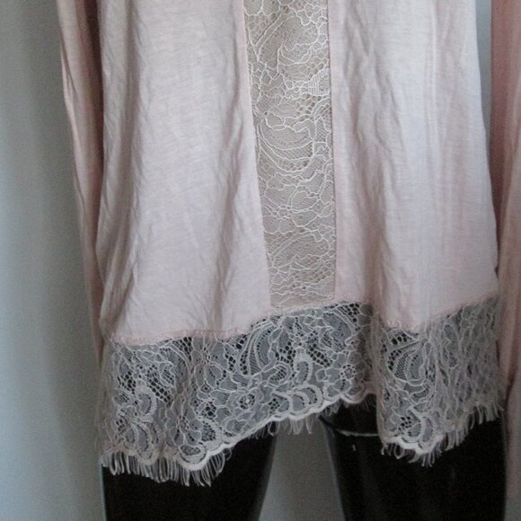 BCBG MAXAZRIA bare pink rayon lace trim tunic top - Picture 4 of 9